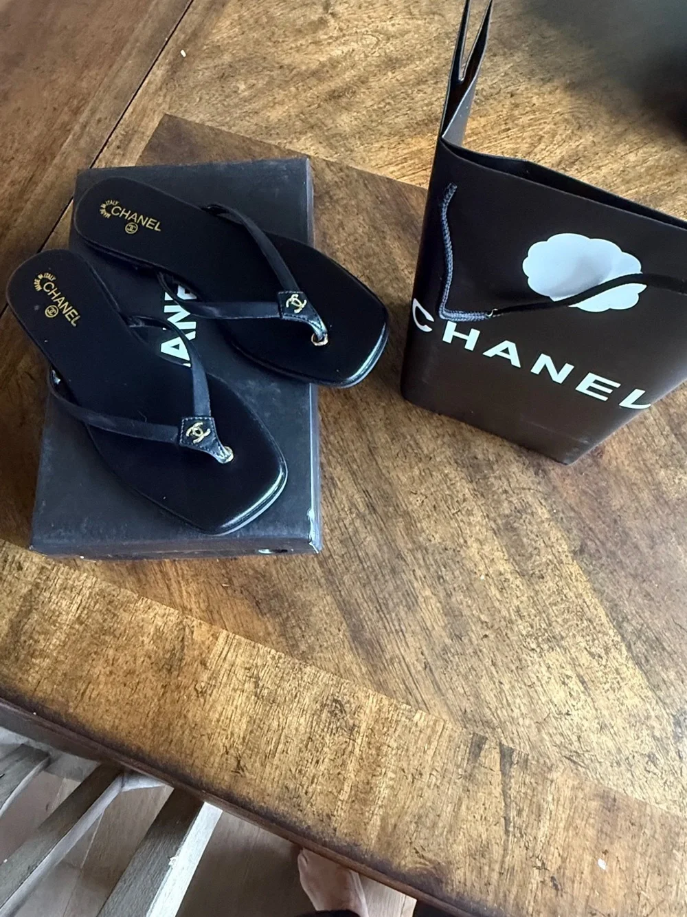 CHANEL Black Leather CC Thong Sandals